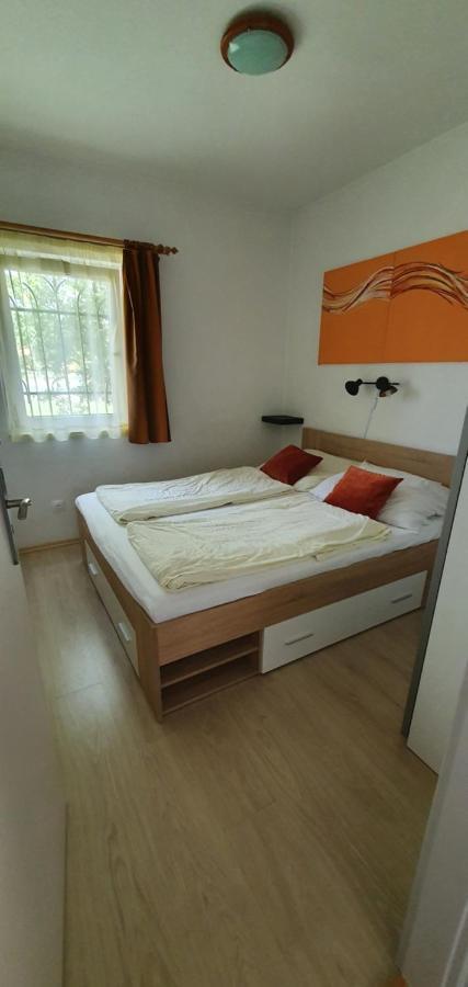 Forrest Apartman Gyenesdiás Exterior foto